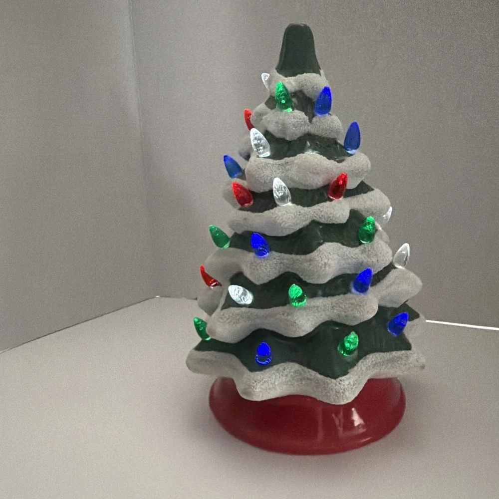 Vintage Style Flocked Ceramic Christmas Tree Light Up Tabletop Decor Green Red